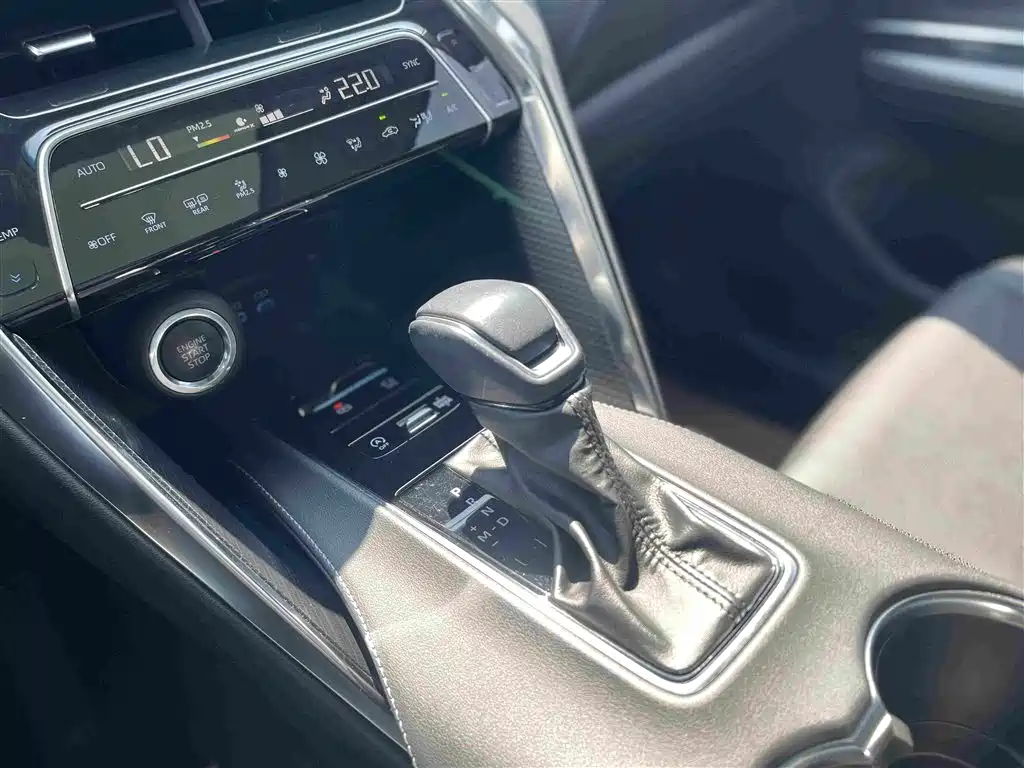 Toyota Venza — миниатюра 18