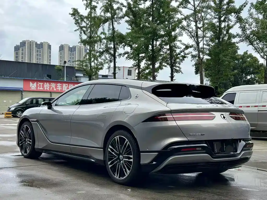 Denza Z9GT 2024 1100 Ultra