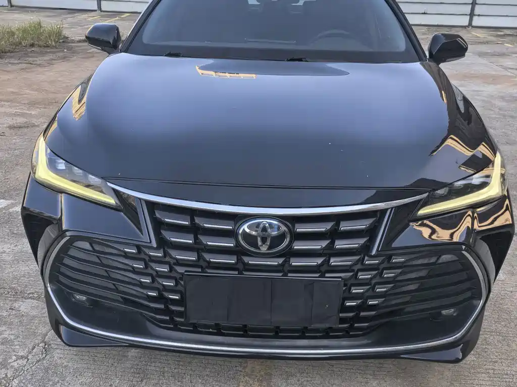 Toyota Avalon — миниатюра 2