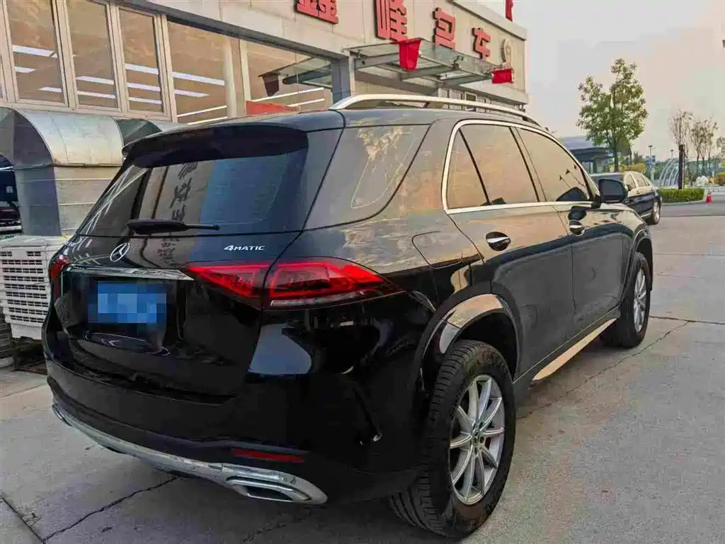 Mercedes-Benz GLE (Import) — миниатюра 3