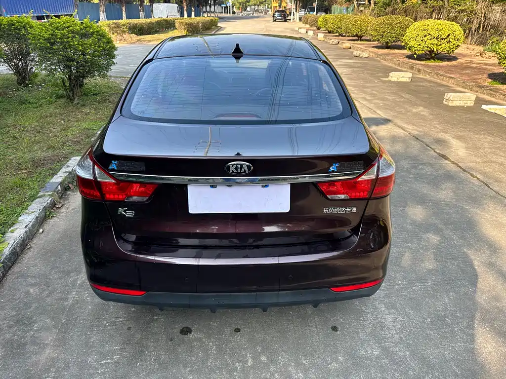 KIA K3