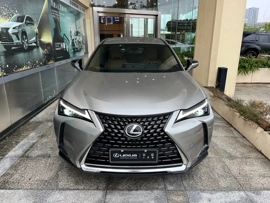 Lexus UX — миниатюра 2