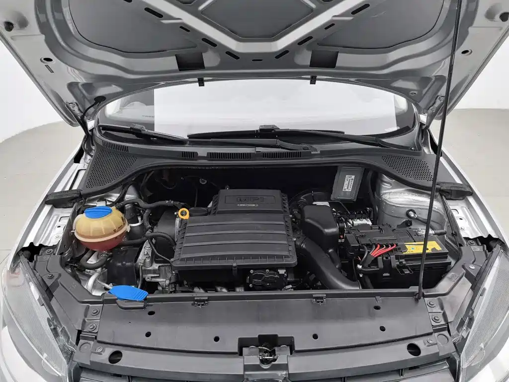 Volkswagen Jetta — миниатюра 6