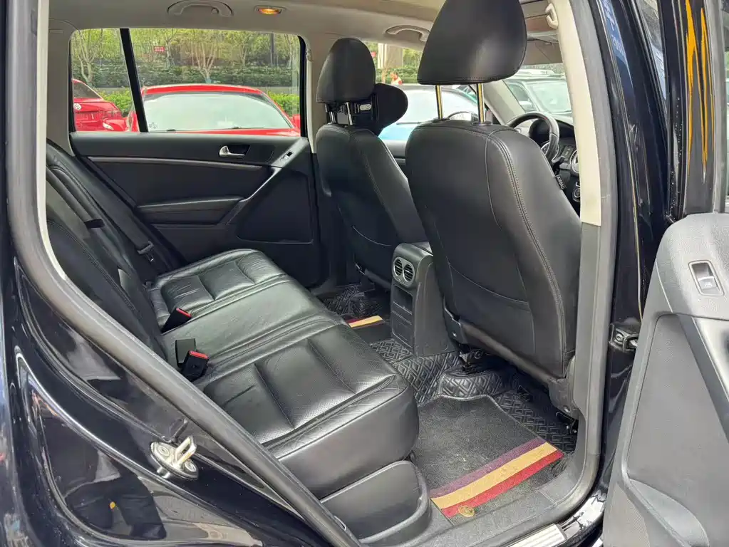 Volkswagen Tiguan 2013 1.8TSI AT Luxury