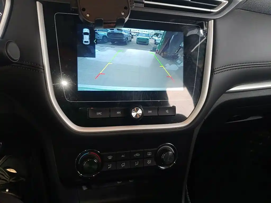 Roewe RX3 — миниатюра 13
