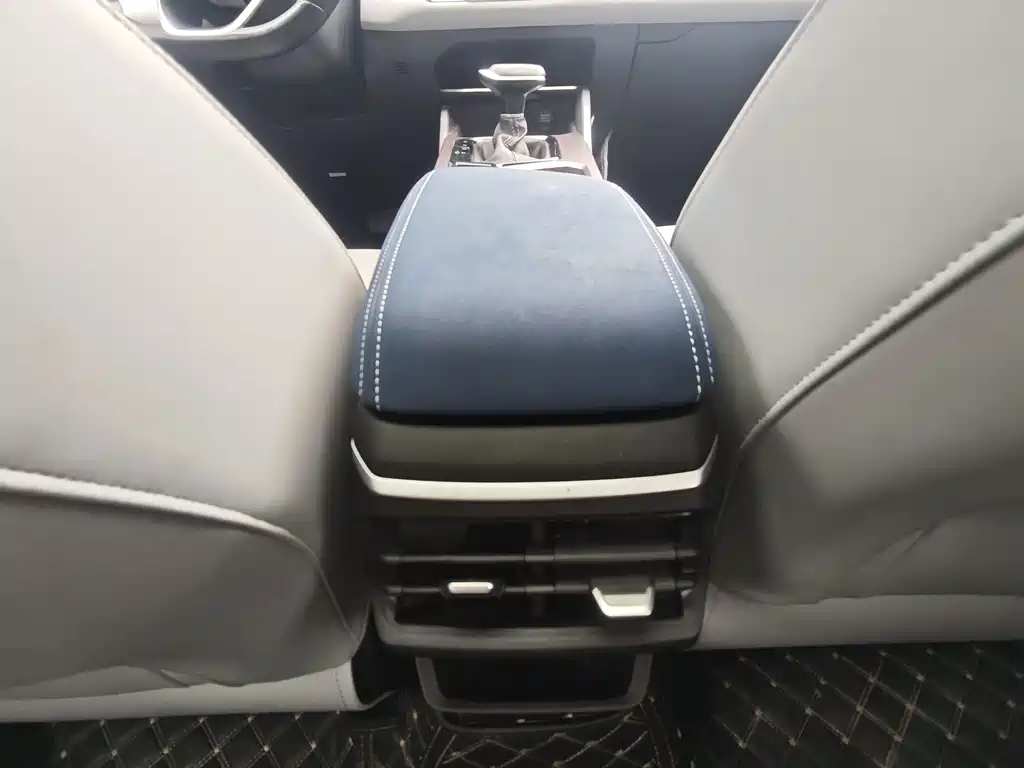 GEELY AUTOMOBILE EMGRAND