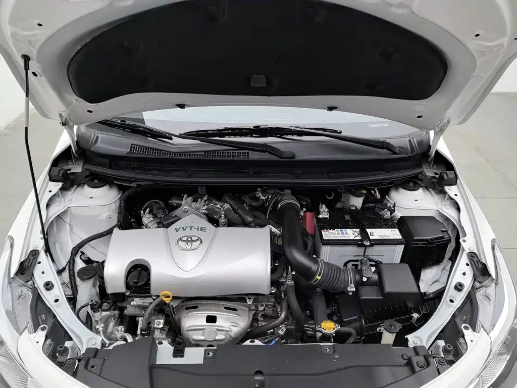 Toyota Vios FS — миниатюра 6