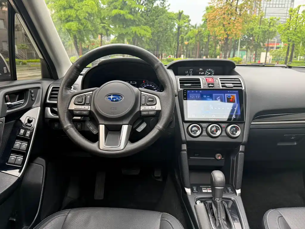 Subaru Forester 2018 2.5i Luxury EyeSight