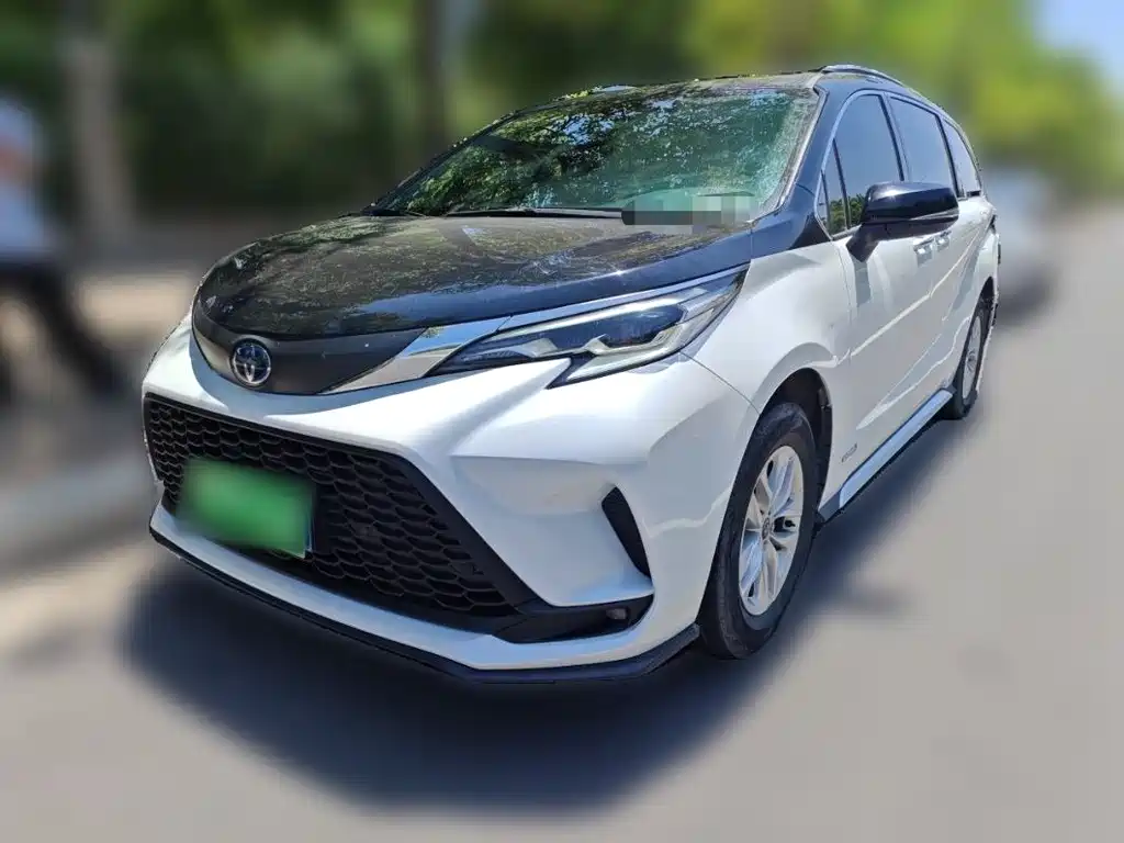 Toyota Granvia 2024