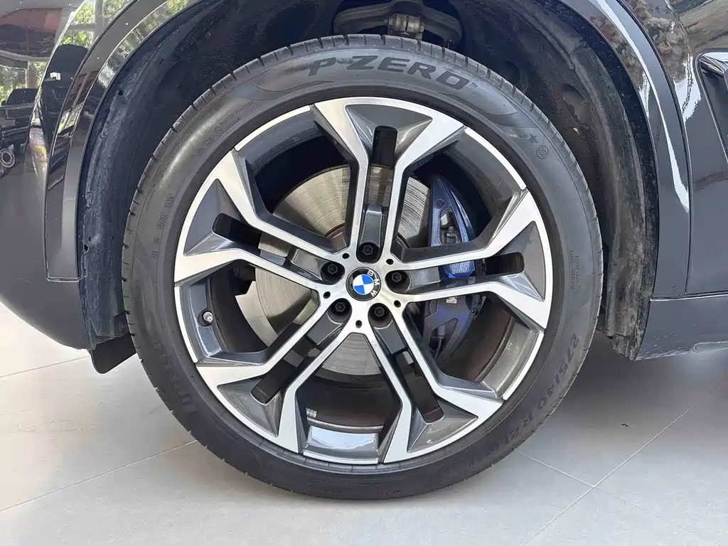 BMW X5 — миниатюра 19