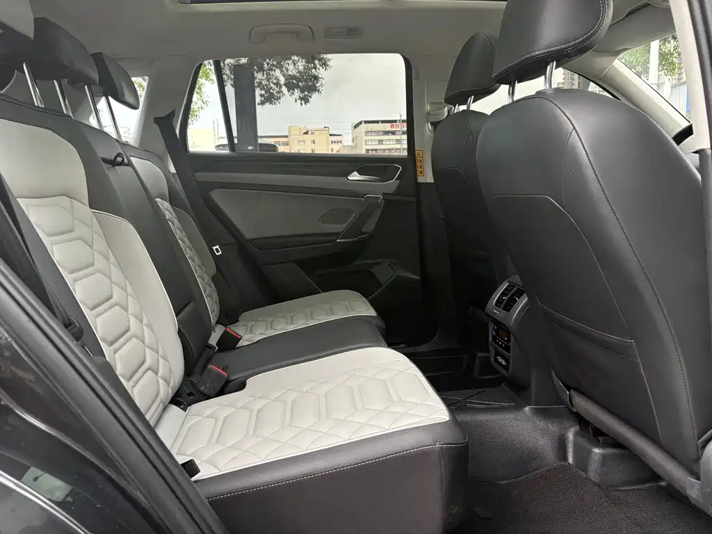 Volkswagen Tayron — миниатюра 9