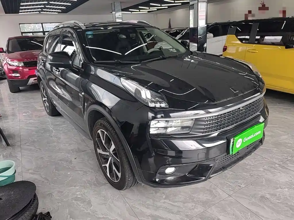 Lynk & Co 01 EM-P — миниатюра 4