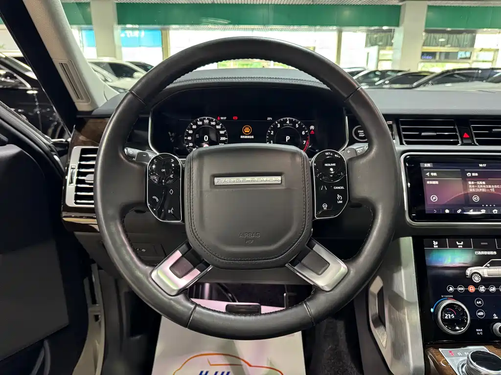Land Rover Range Rover 2022 3.0 L6 360PS