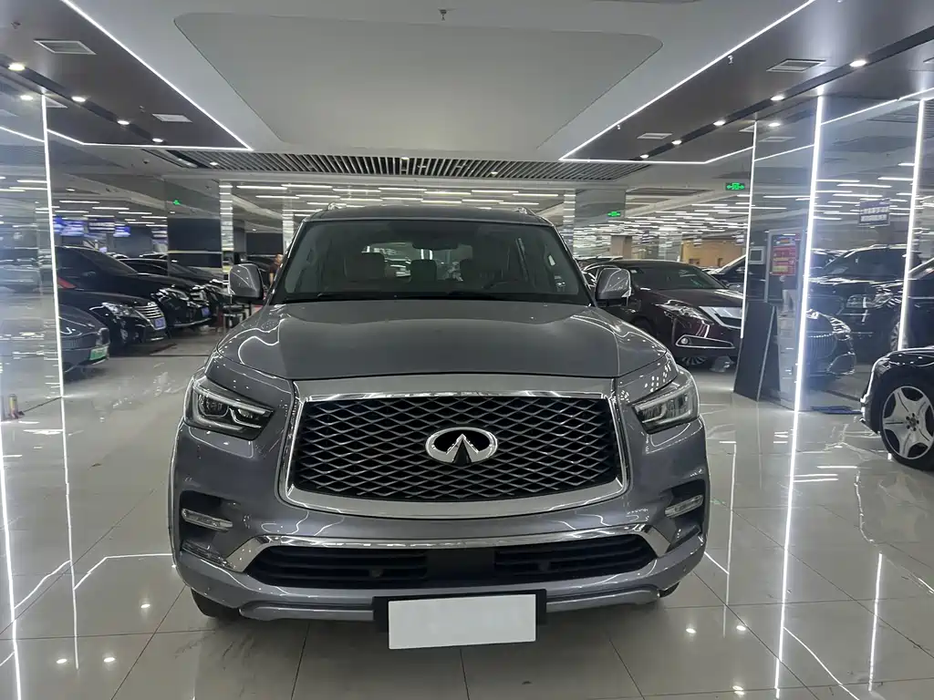 Infiniti QX80 2018 5.6L