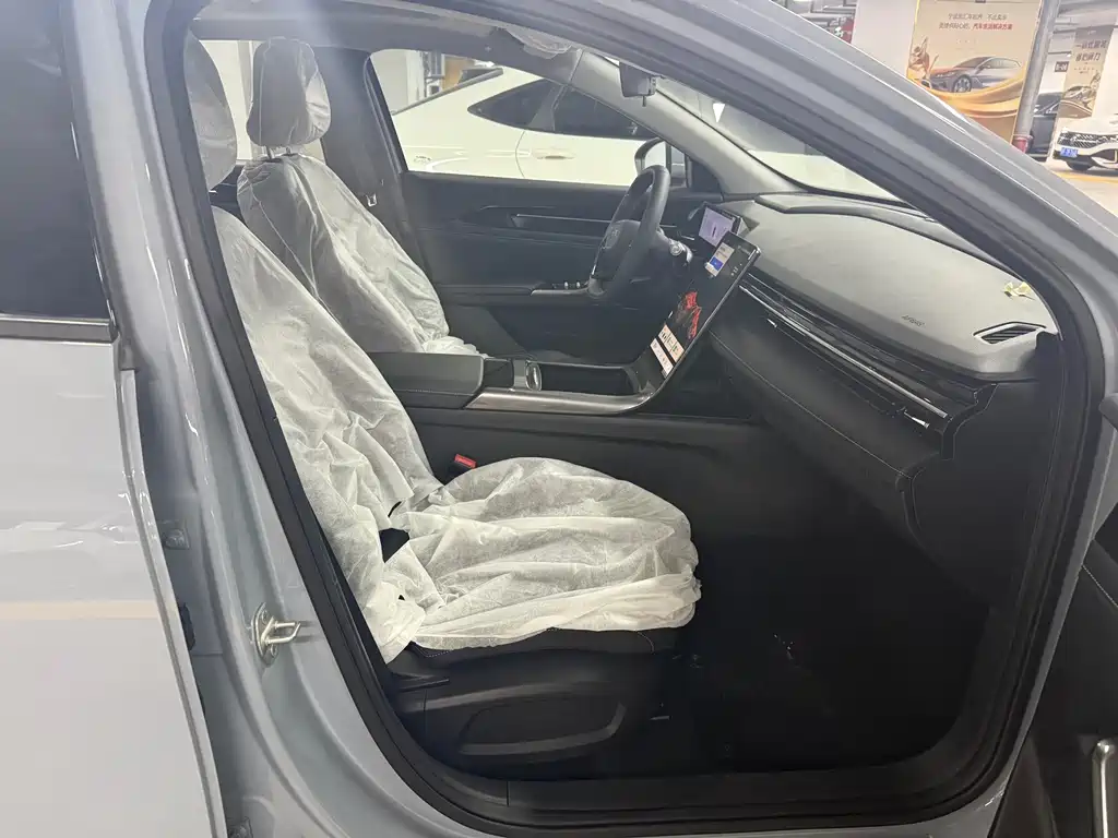 GEELY GALAXY GALAXY L6