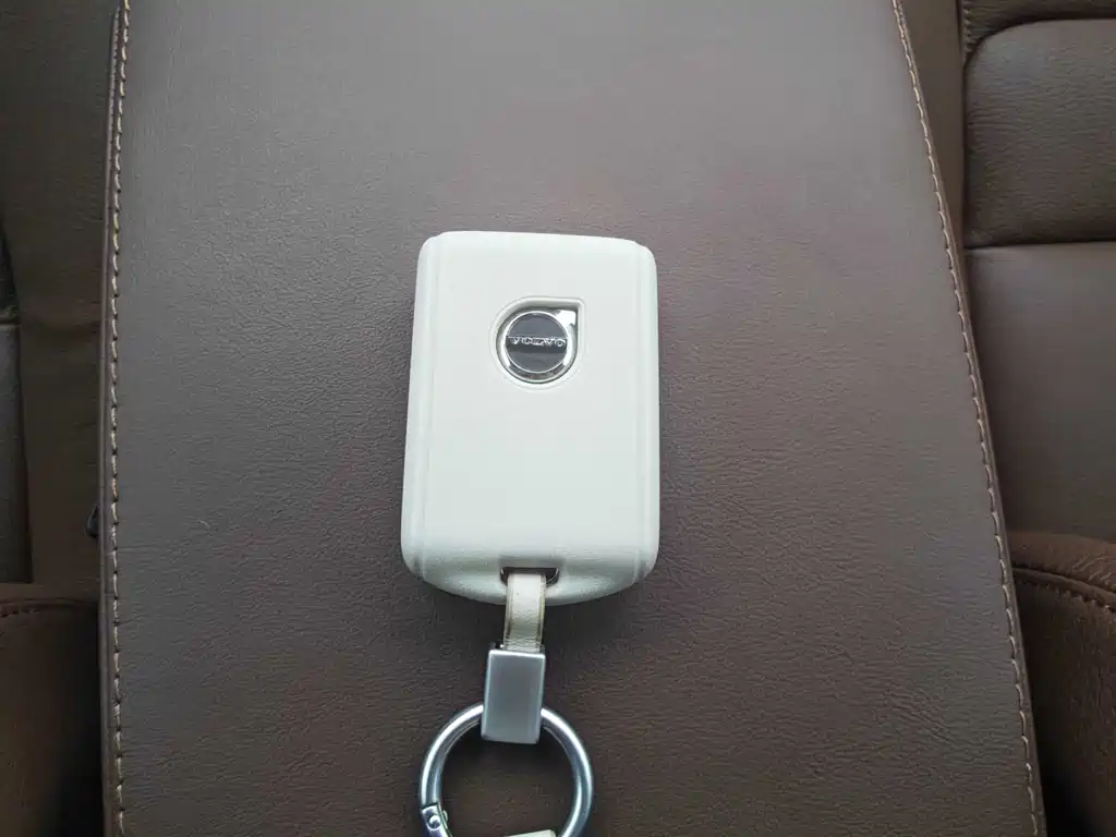 VOLVO S90 PLUG IN HYBRID