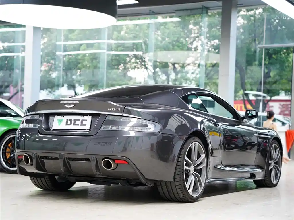 Aston Martin DBS 2009 6.0 Touchtronic Coupe