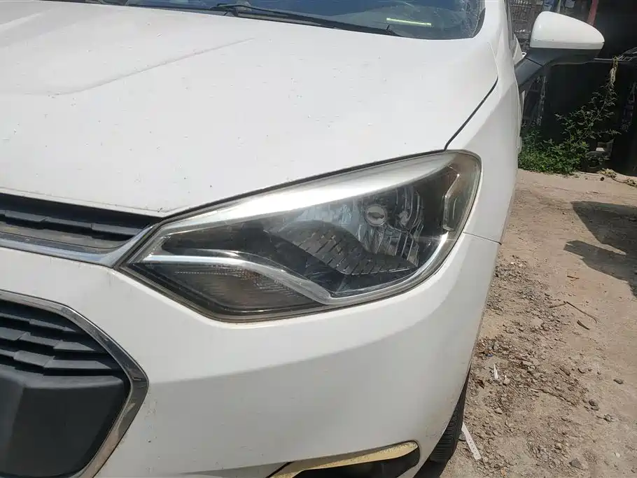 Chevrolet RV 2016 1.5L MT