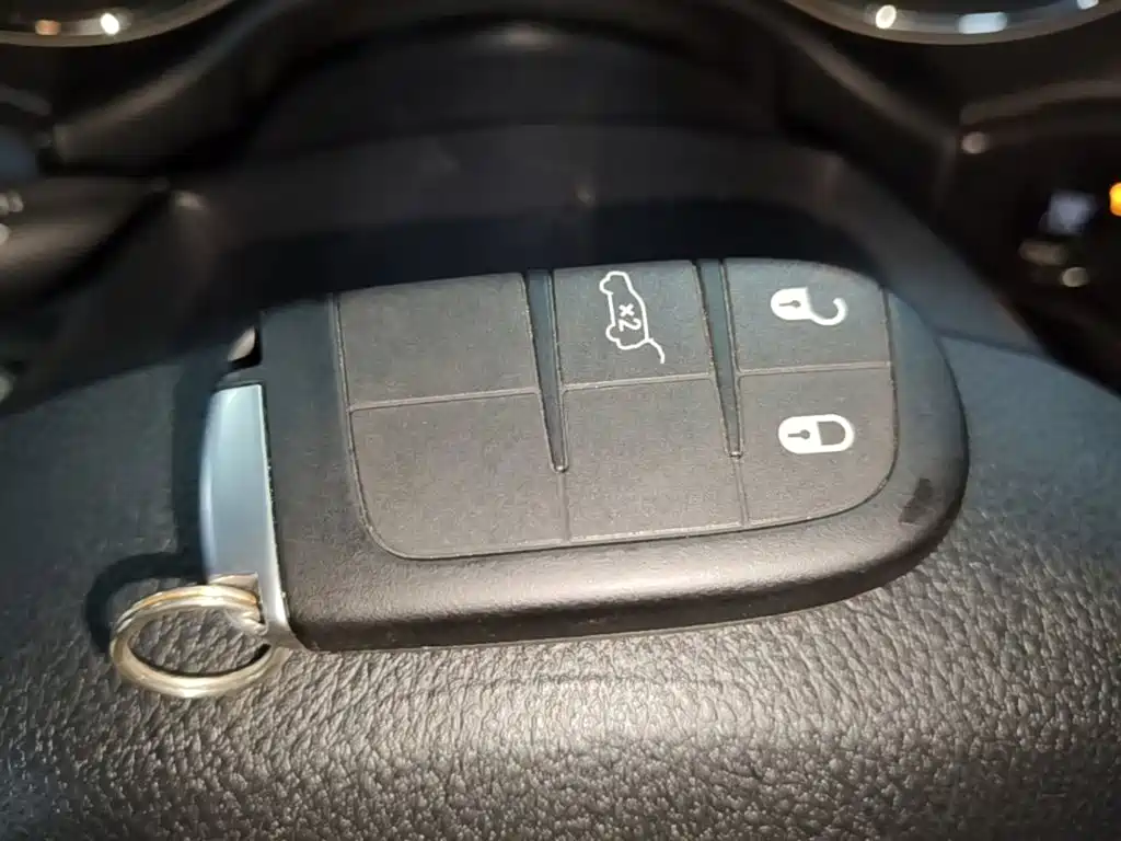 Jeep Grand Cherokee (Import) — миниатюра 9
