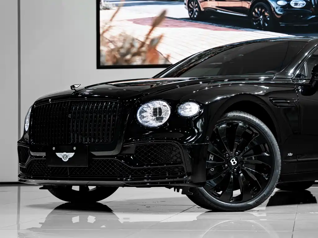 Bentley Flying Spur — миниатюра 5