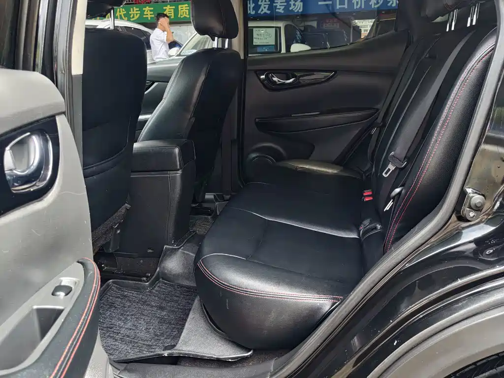 Nissan Qashqai — миниатюра 4