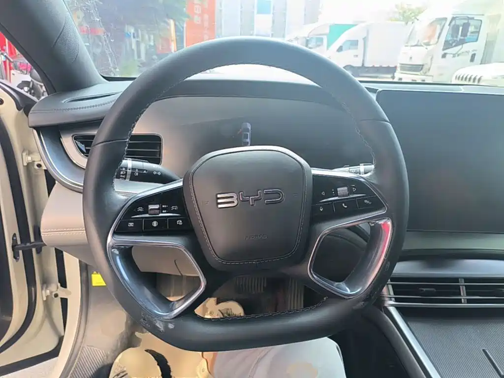 BYD Seal 07 DM-i — миниатюра 11