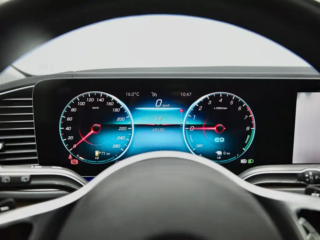 Mercedes-Benz GLE New Energy — миниатюра 4