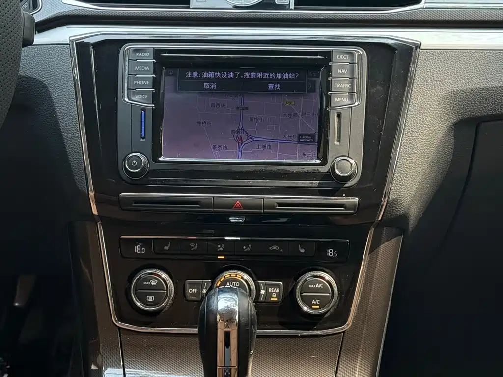 Volkswagen Passat 2016 330TSI DSG