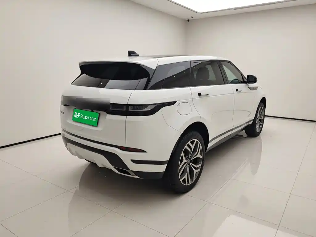 Land Rover Evoque PHEV — миниатюра 6