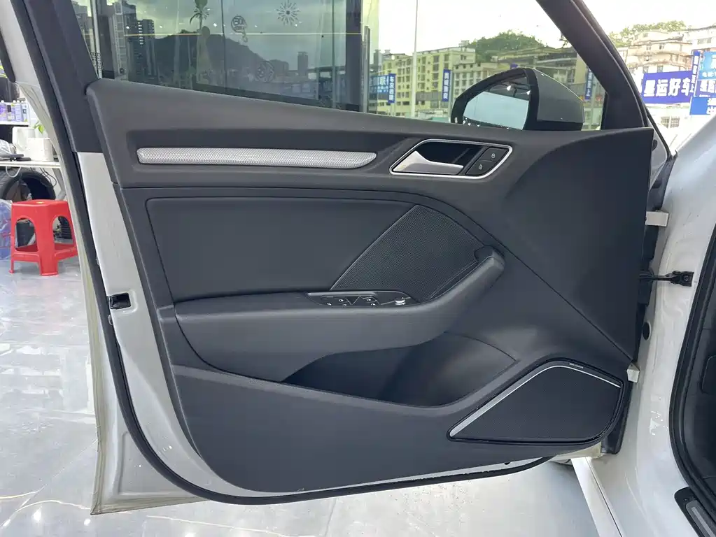 Audi A3 2014 Limousine 40 TFSI S line Luxury