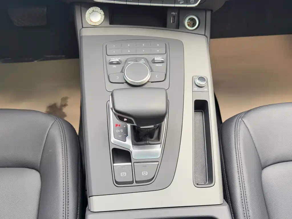 Audi Q5L 40 TFSI Glory Enjoy Progressive Type China VI, фото 22