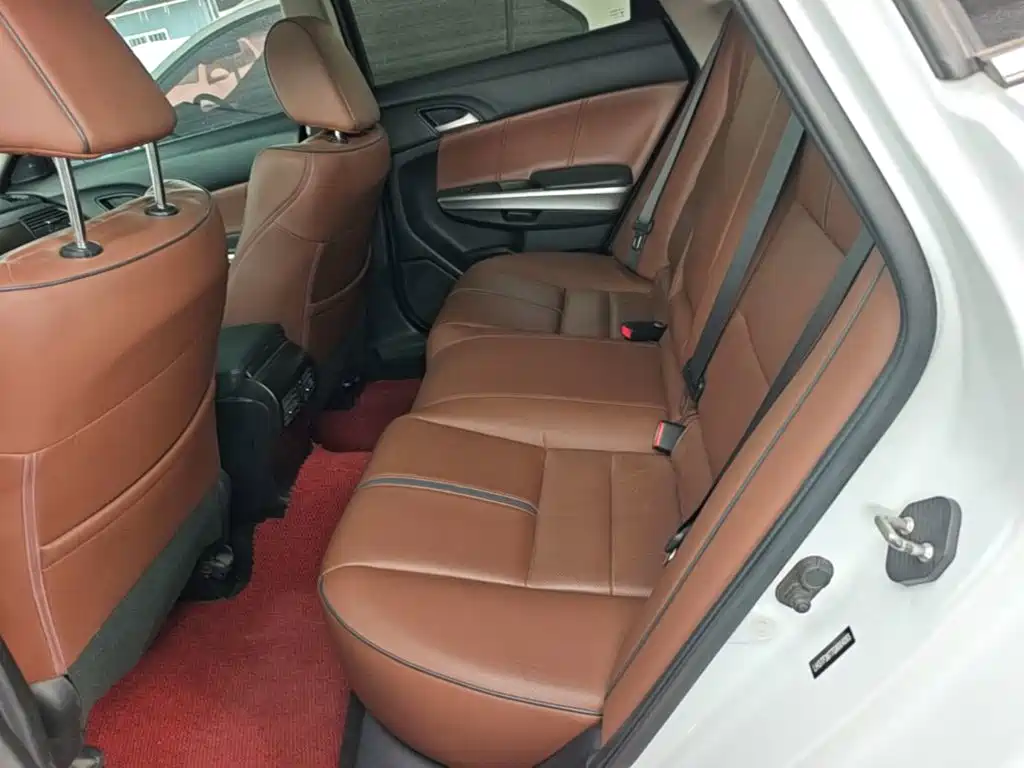 Honda Crosstour — миниатюра 17