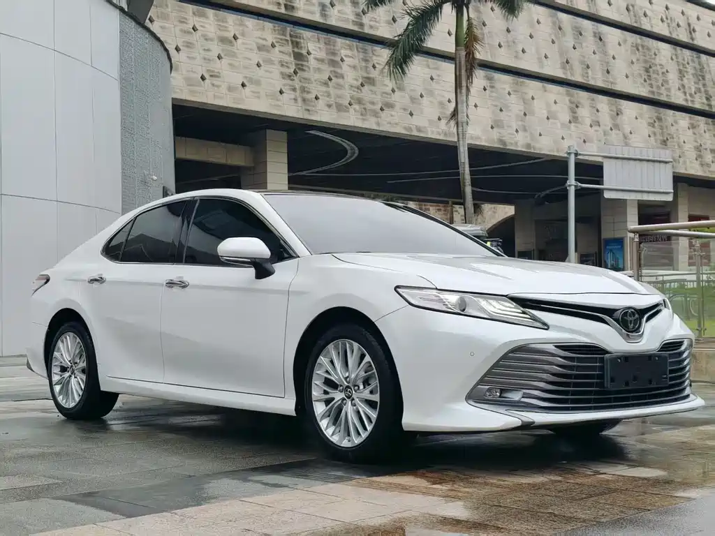 Toyota Camry 2018 2.5G Luxury