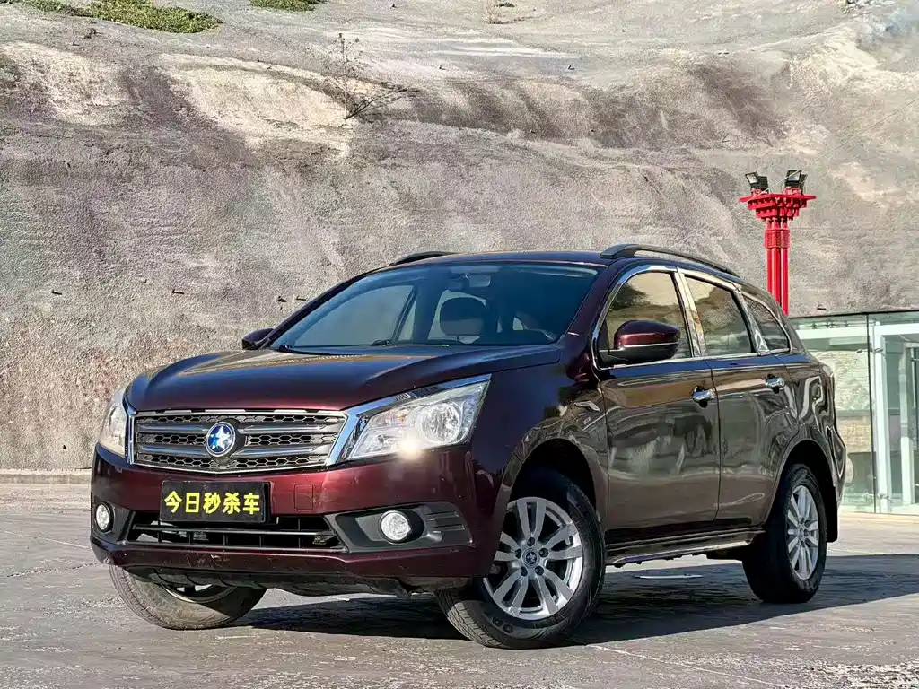 Venucia T70