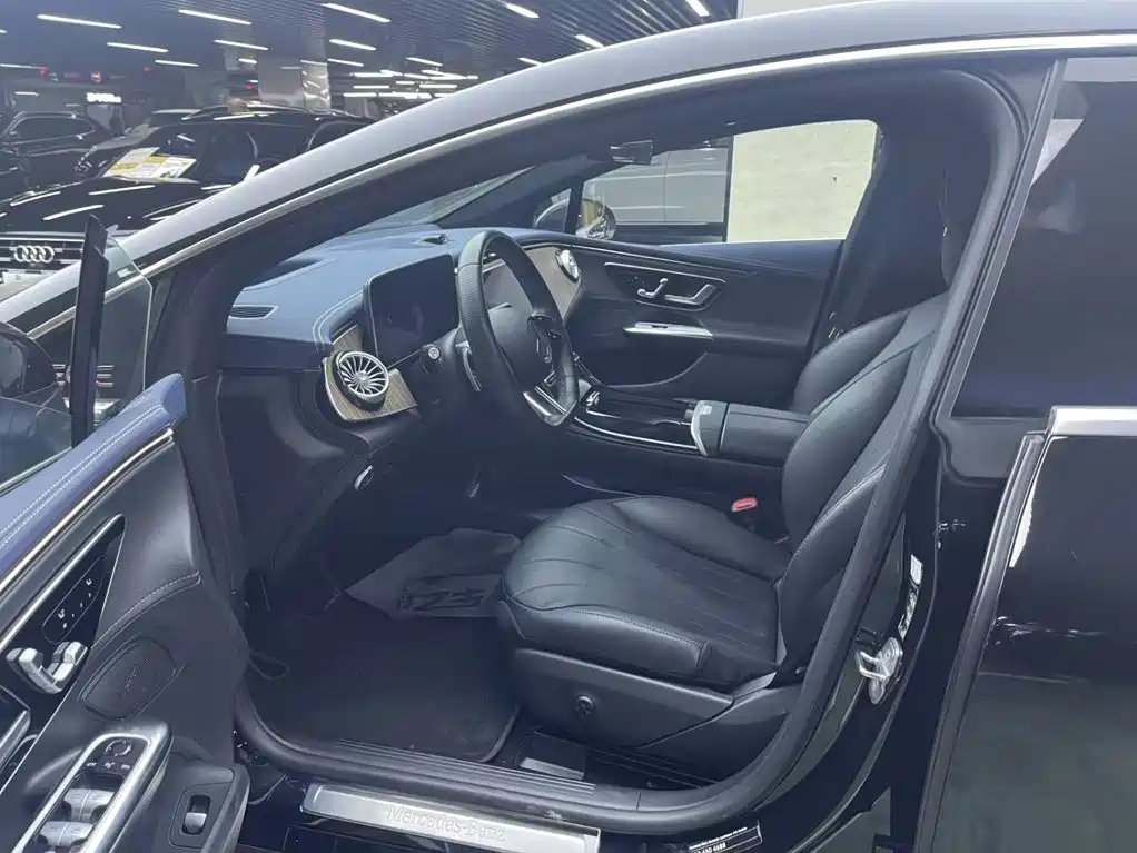 Mercedes-Benz EQE — миниатюра 7