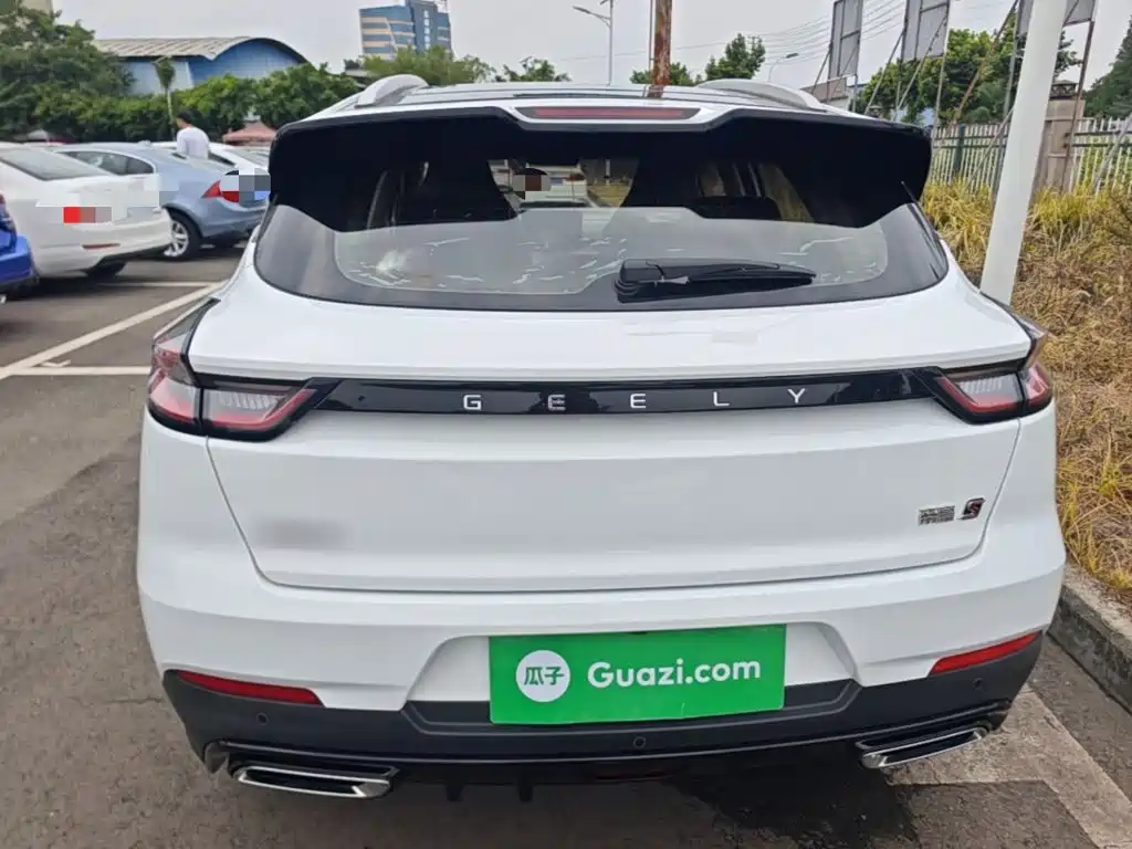 Geely Emgrand S — миниатюра 6