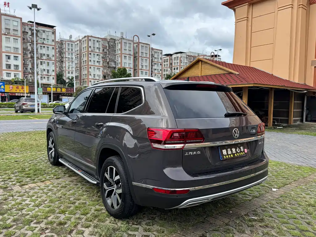Volkswagen Teramont — миниатюра 4