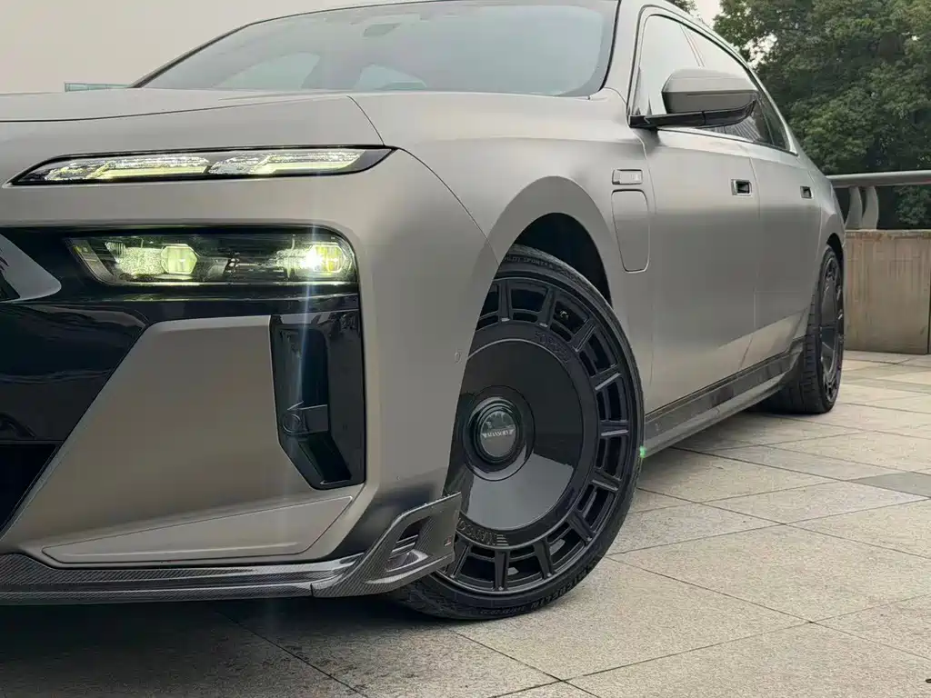BMW i7 — миниатюра 7