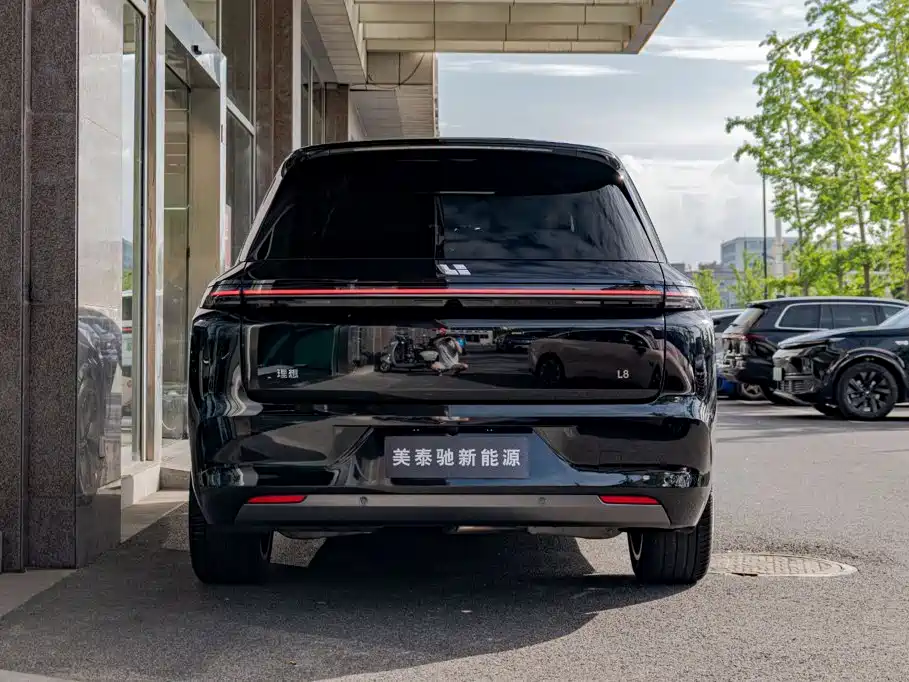 Li Auto Li L8 — миниатюра 16