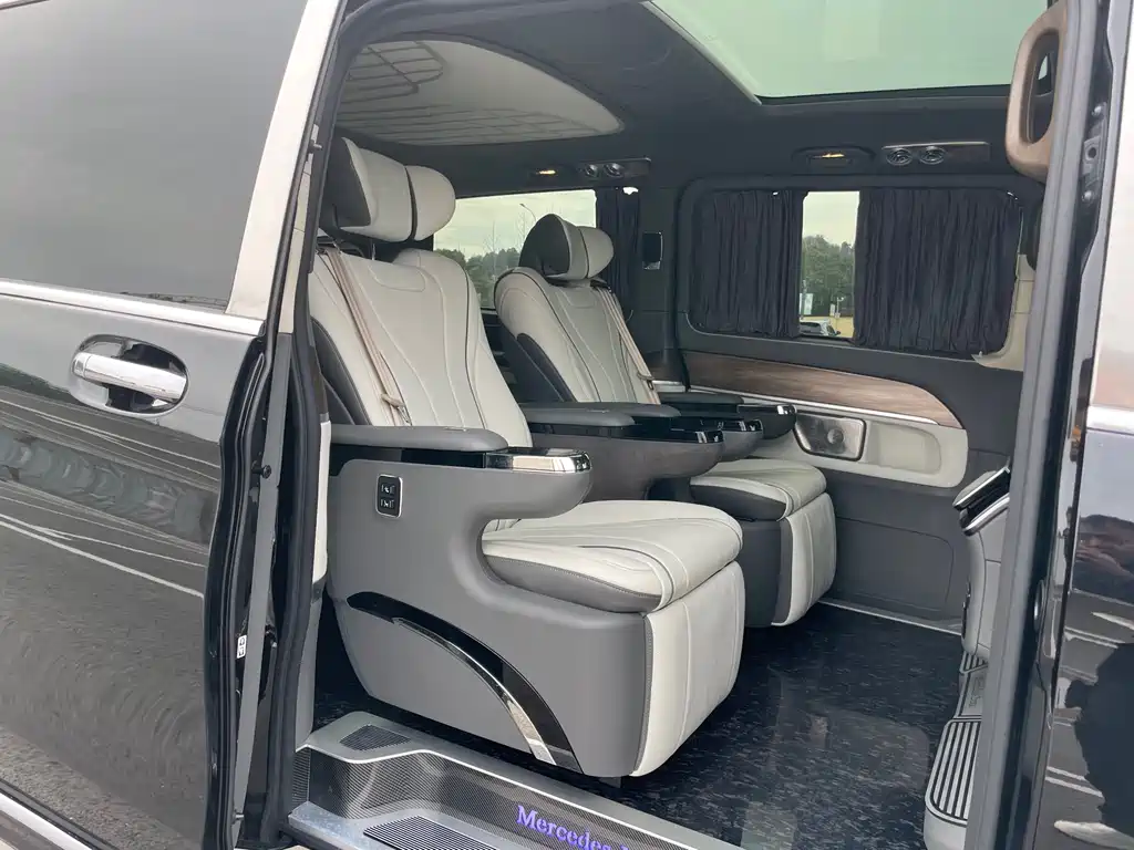 MERCEDES-BENZ V CLASS