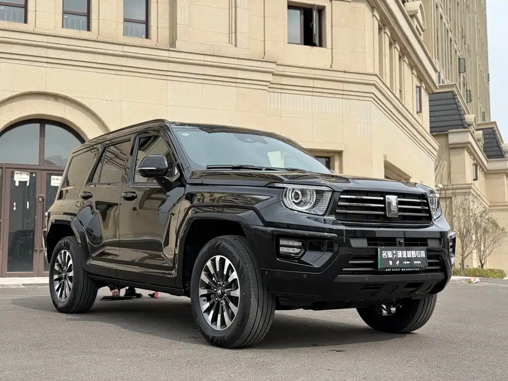 TANK TANK 700 NEW ENERGY