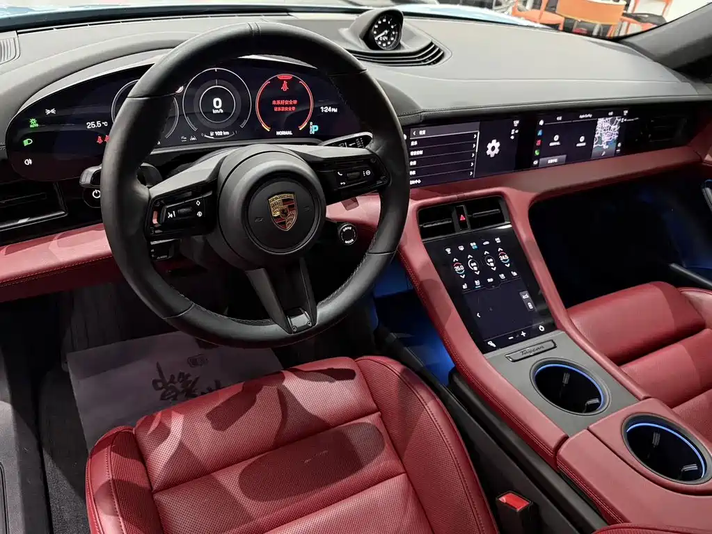 Porsche Taycan — миниатюра 8
