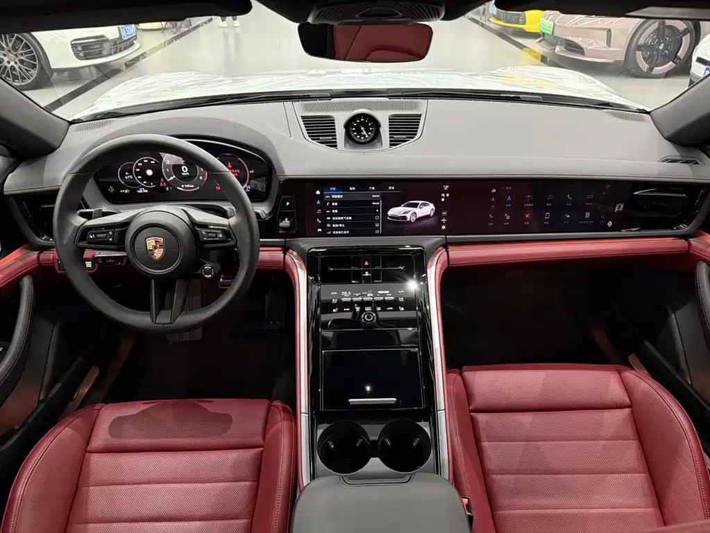 Porsche Panamera — миниатюра 9