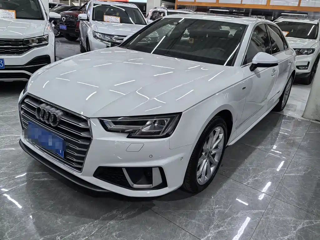 Audi A4L 2019