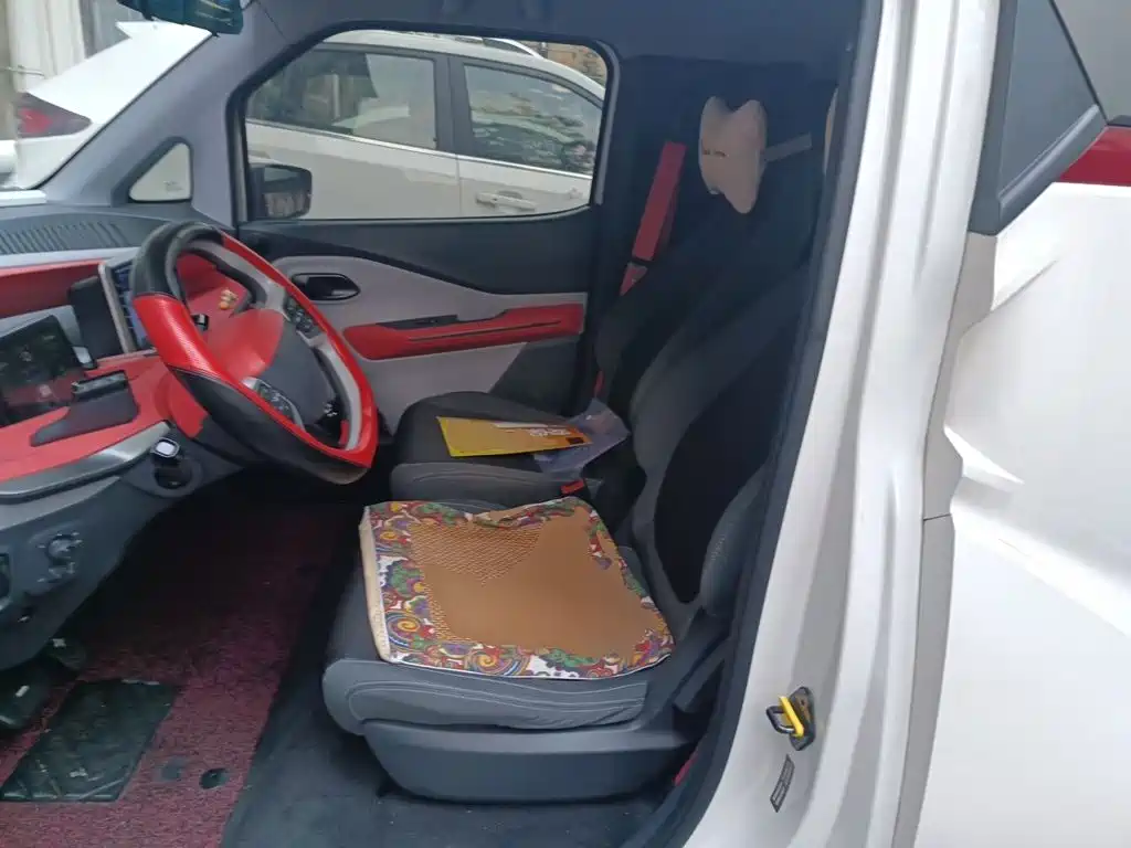 Baojun E200 — миниатюра 13