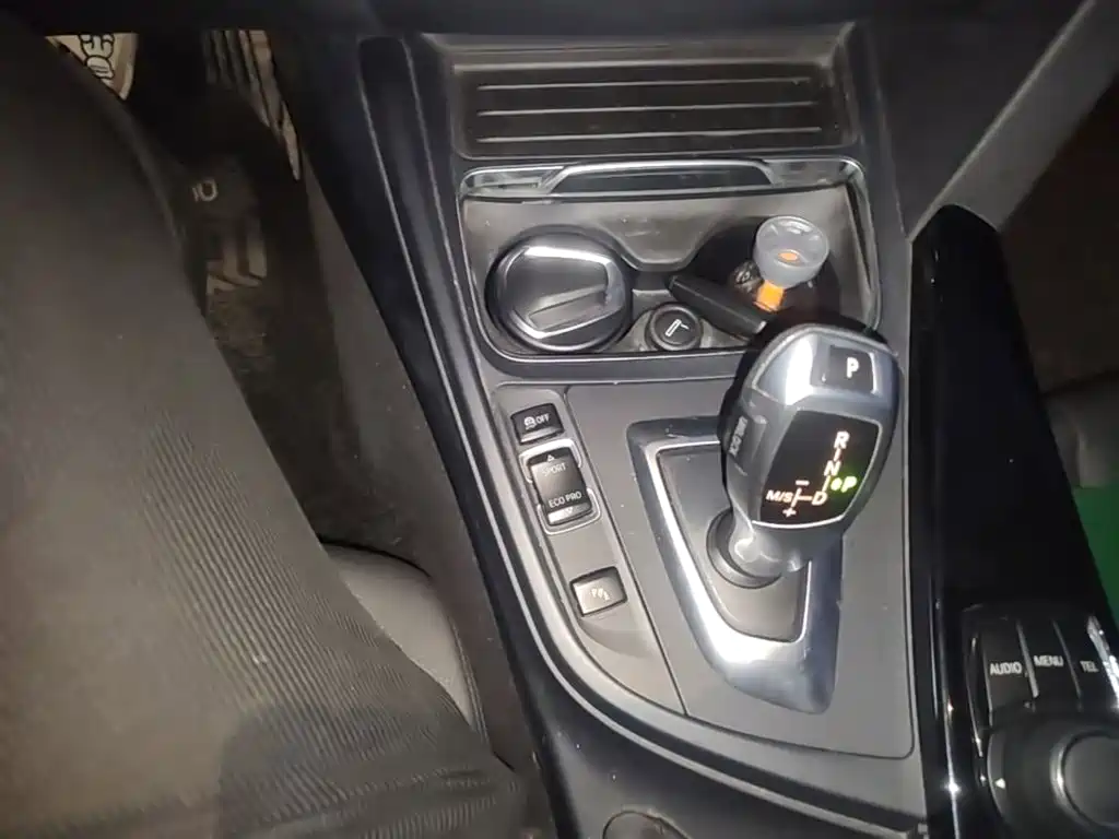 BMW 3 Series — миниатюра 19