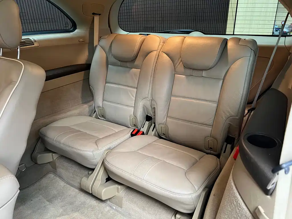 Mercedes-Benz R-Class — миниатюра 25