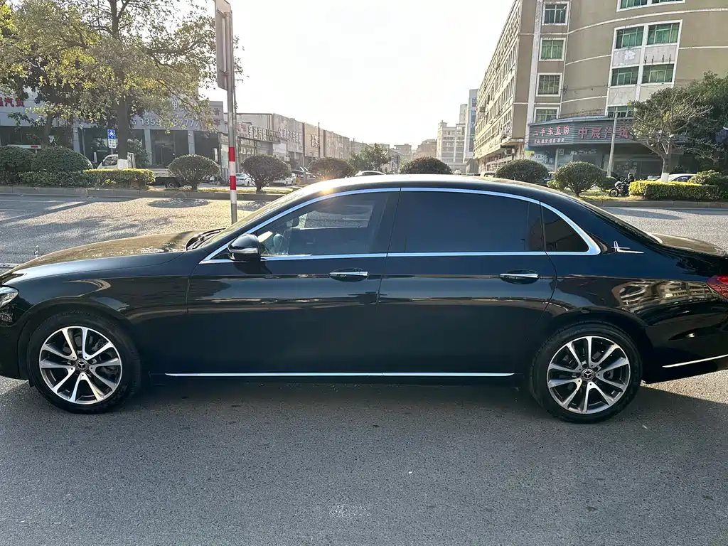 Mercedes-Benz E-Class E 2018 E 200 L 4MATIC