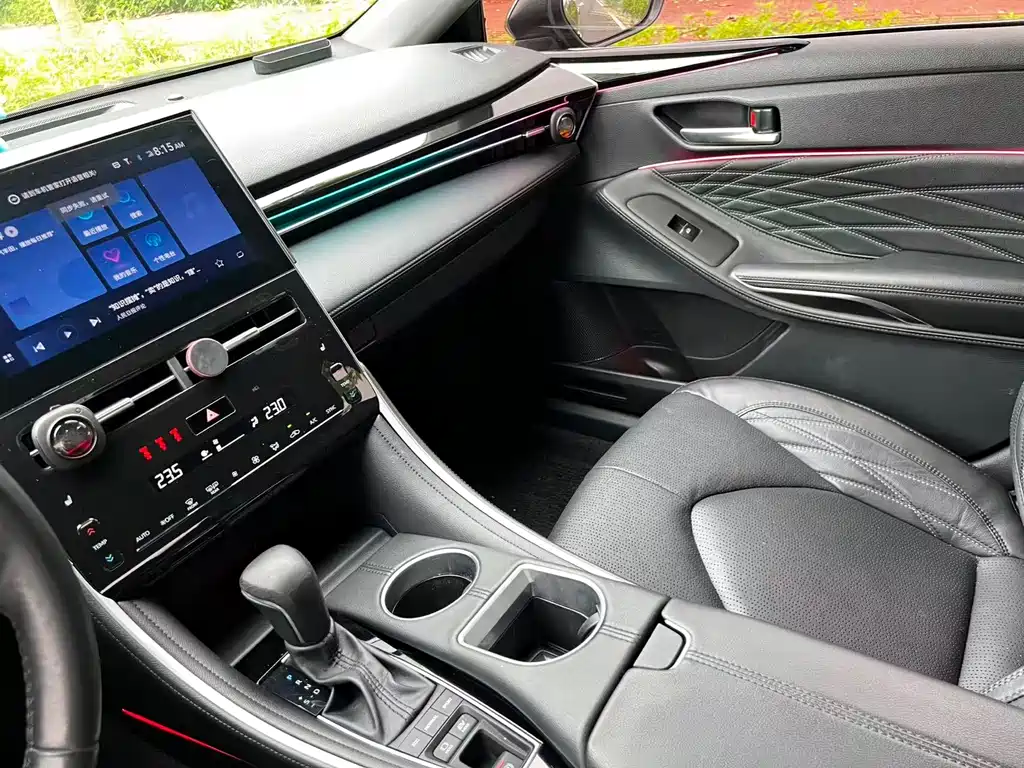 Toyota Avalon 2022 2.5L XLE Luxury