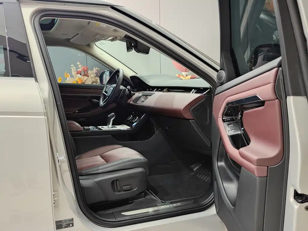 LAND ROVER RANGE ROVER AURORA